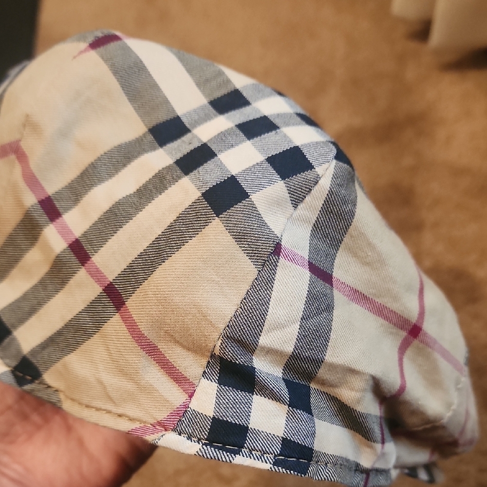 Burberry Newsboy Cap - Picture 7 of 11
